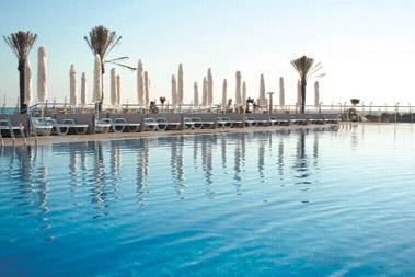 VICTORIA CLUB RESORT HOTEL