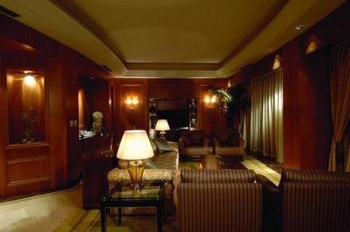 CALiSTA LUXURY RESORT