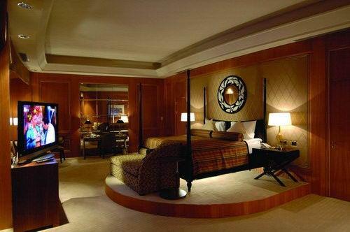 CALiSTA LUXURY RESORT