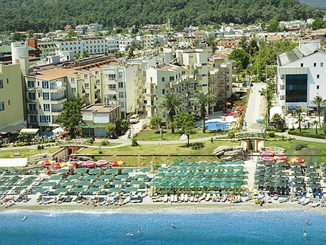 ViKiNG NONA BEACH HOTEL