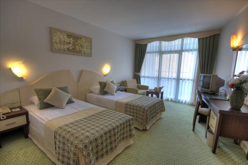 LİMAK  ARCADiA GOLF & SPORT RESORT