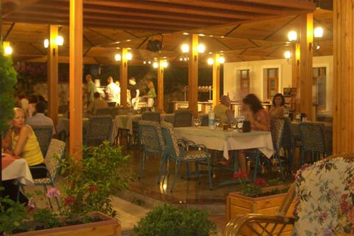 PERDiKiA BEACH HOTEL