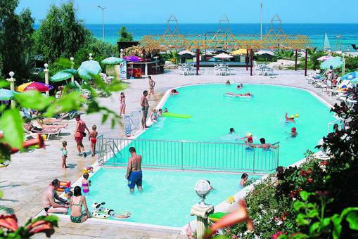 MERSiN BEACH HOTEL