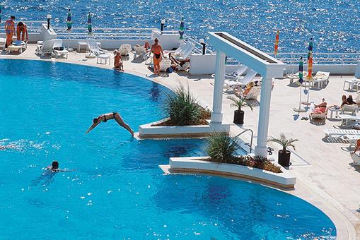 KORUMAR  DELUXE HOTEL