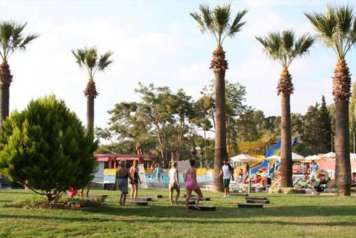 KUŞTUR CLUB HOLİDAY VİLLAGE