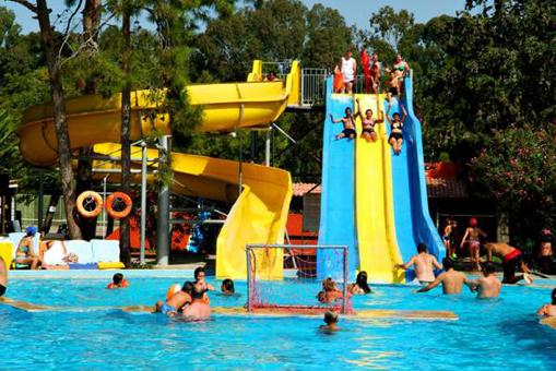 KUŞTUR CLUB HOLİDAY VİLLAGE