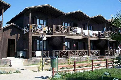 LONG BEACH AQUALAND CENTER