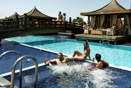 LiMAK LARA DE LUXE HOTEL & RESORT