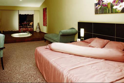 LİMAK ATLANTiS HOTELS & RESORTS