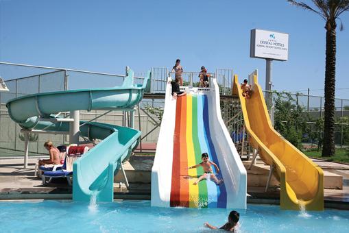 CRYSTAL ADMiRAL RESORT SUITES & SPA