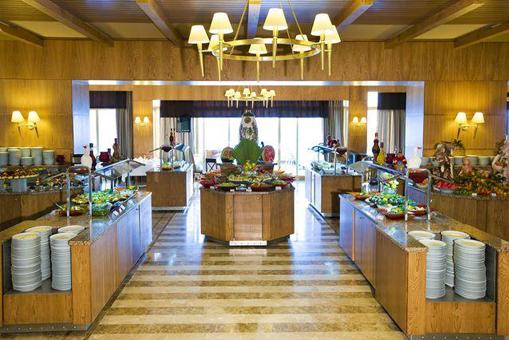 FANTASiA DE LUXE HOTEL KUŞADASI