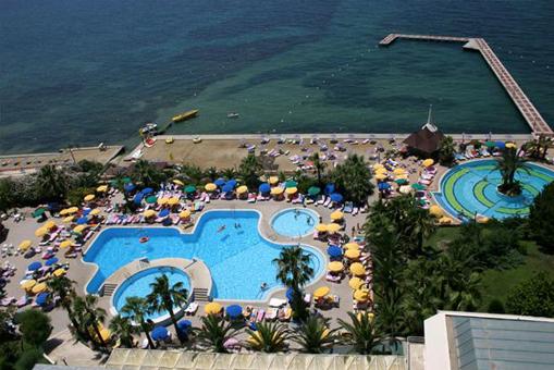 FANTASiA DE LUXE HOTEL KUŞADASI