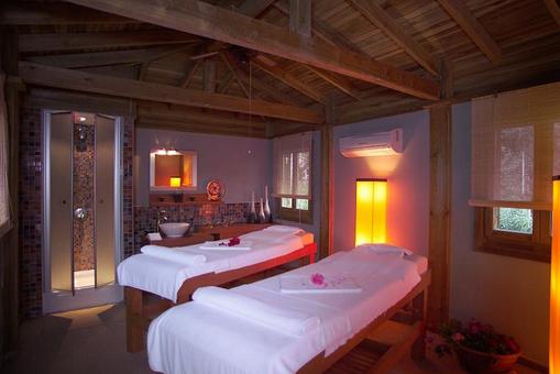 RENAISSANCE ANTALYA BEACH RESORT & SPA *****