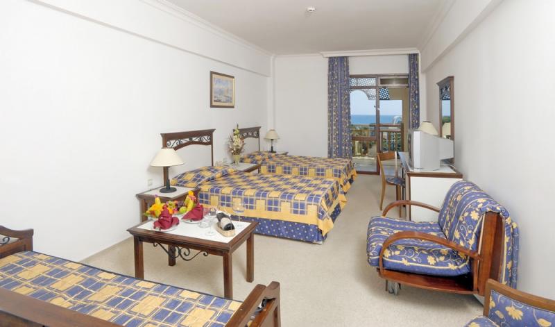 PALOMA OCEANA RESORT