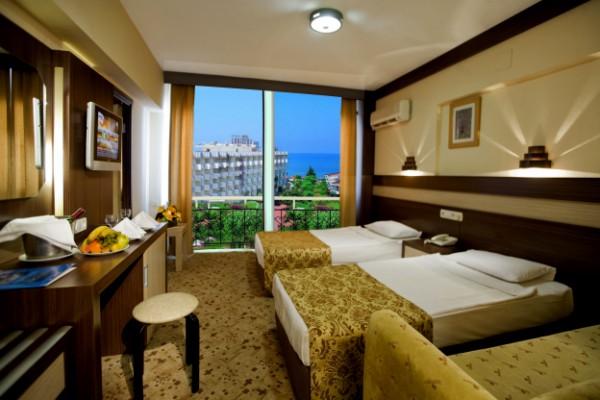 LONiCERA WORLD HOTEL