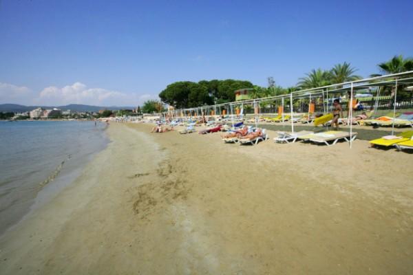 LONiCERA WORLD HOTEL