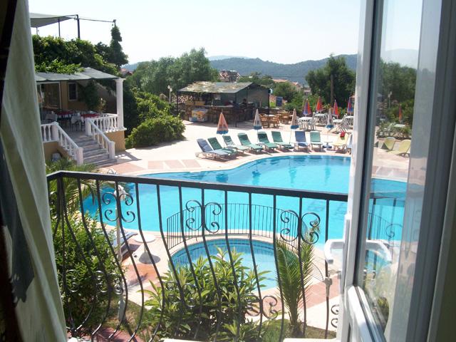 LYKiA WORLD ÖLÜDENİZ