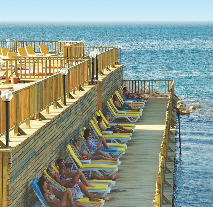 PALM WiNGS BEACH RESORT