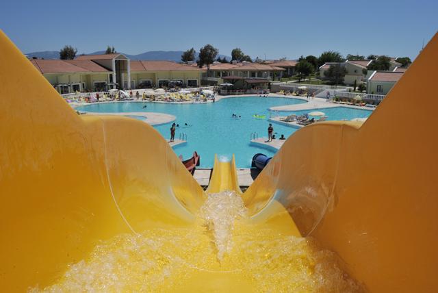 PALM WiNGS BEACH RESORT