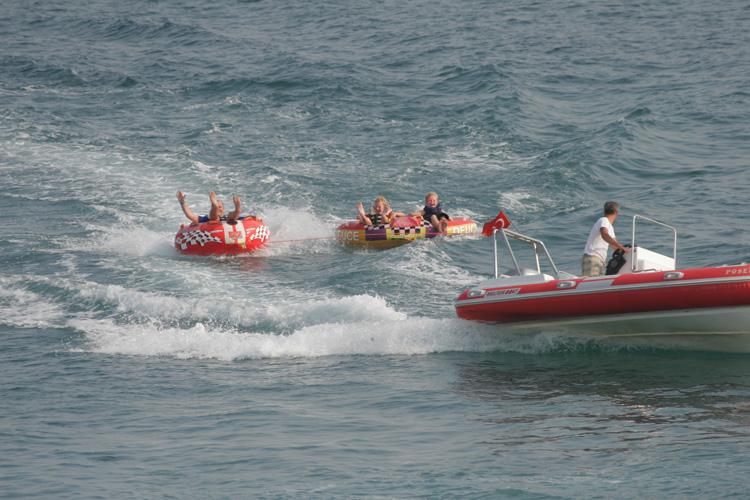 PALM WiNGS BEACH RESORT