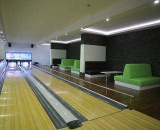 QUEEN ELiZABETH SUiTE HOTEL