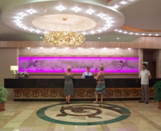 TITAN SELECT HOTEL