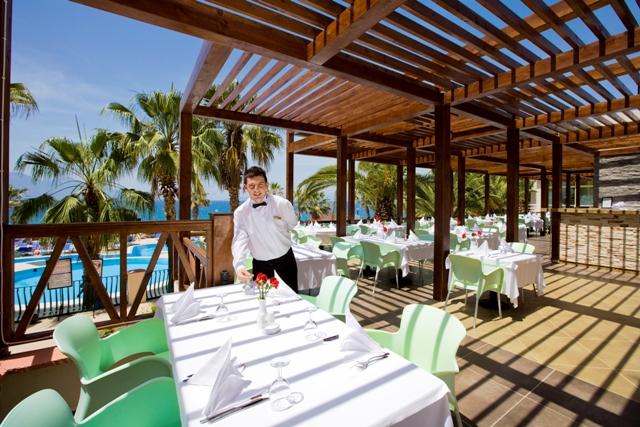 FANTASiA DE LUXE HOTEL KUŞADASI