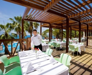 FANTASiA DE LUXE HOTEL KUŞADASI