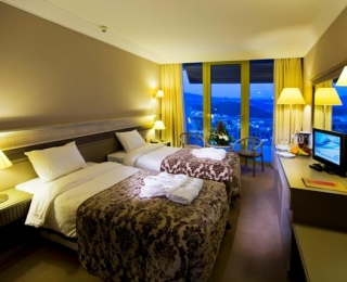 FANTASiA DE LUXE HOTEL KUŞADASI