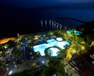 FANTASiA DE LUXE HOTEL KUŞADASI