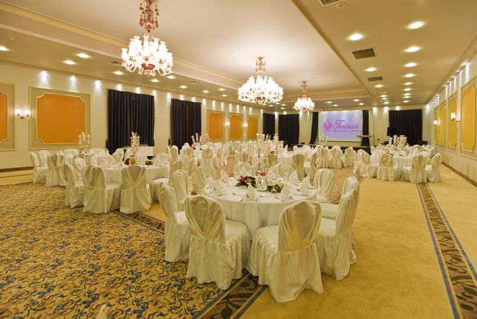 FANTASiA DE LUXE HOTEL KUŞADASI