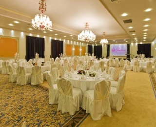 FANTASiA DE LUXE HOTEL KUŞADASI