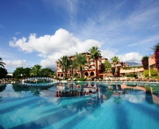 FANTASiA DELUXE HOTEL