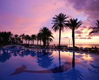 FANTASiA DELUXE HOTEL