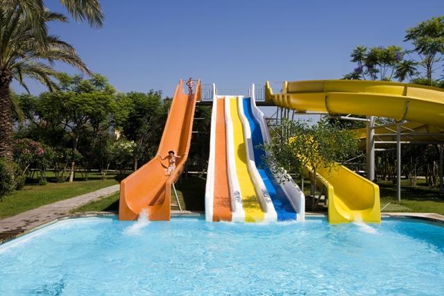 FANTASiA DELUXE HOTEL