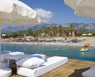 FANTASiA DELUXE HOTEL