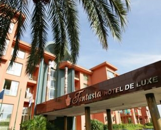 FANTASiA DELUXE HOTEL