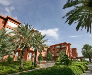 FANTASiA DELUXE HOTEL