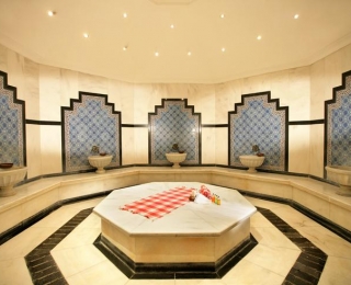 FANTASiA DELUXE HOTEL