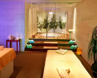 FANTASiA DELUXE HOTEL