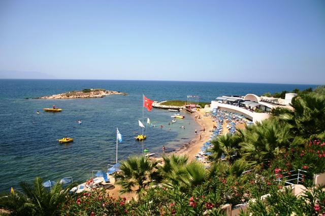 THE GRAND BLUE SKY INTERNATiONAL