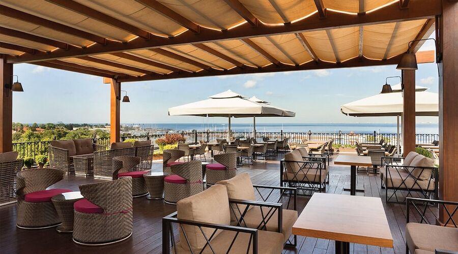 Wyndham Grand Istanbul Kalamis Marina Hotel