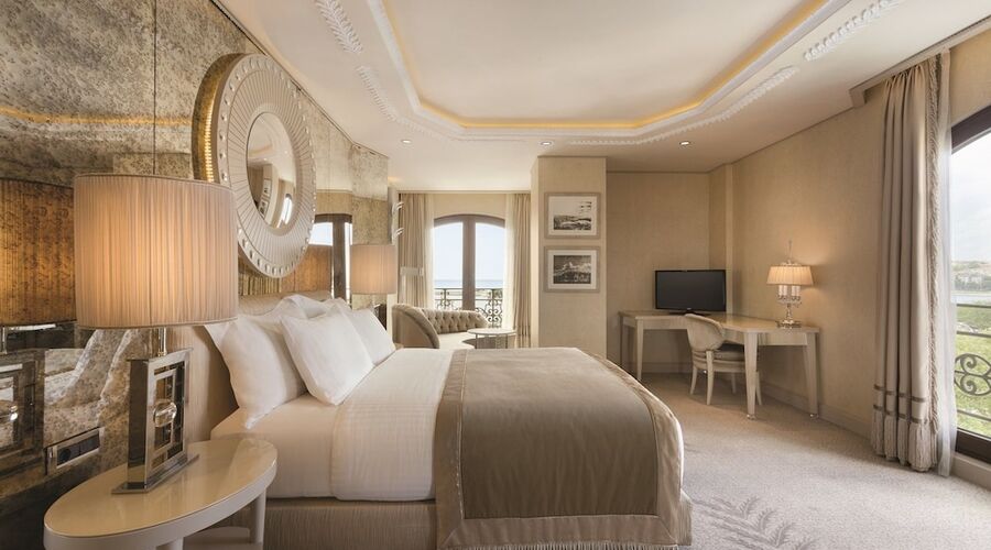 Wyndham Grand Istanbul Kalamis Marina Hotel