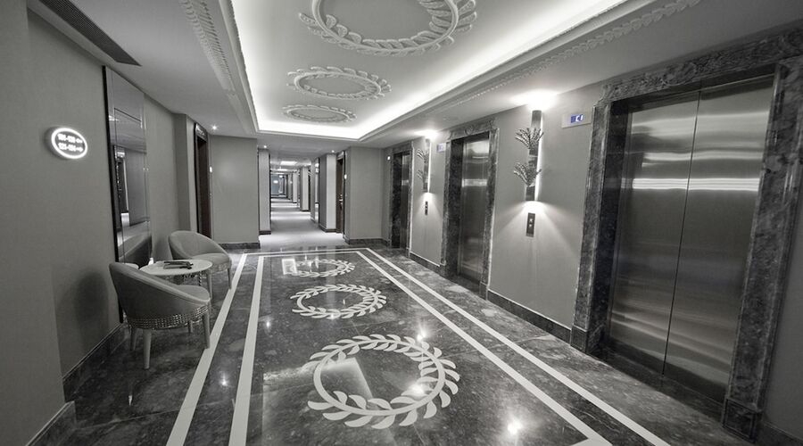 Wyndham Grand Istanbul Kalamis Marina Hotel