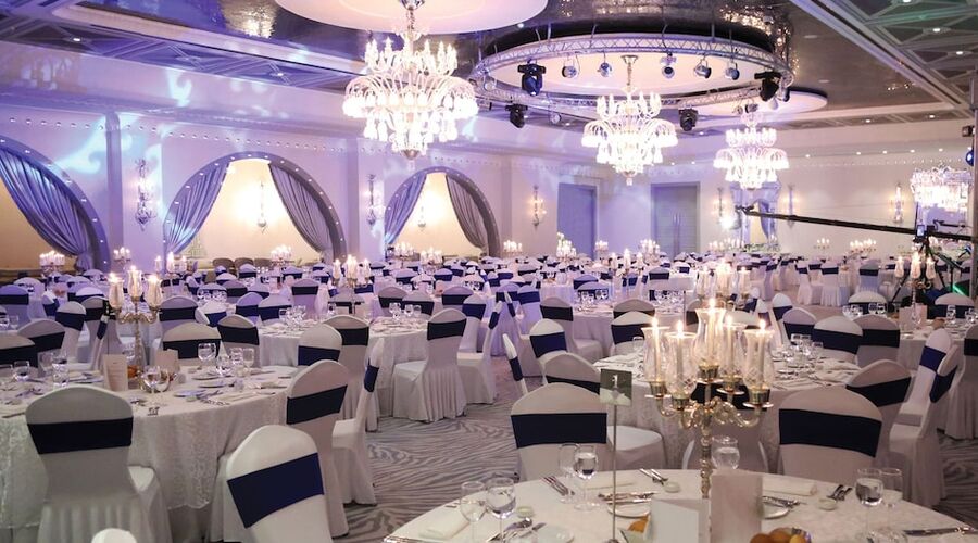 Wyndham Grand Istanbul Kalamis Marina Hotel