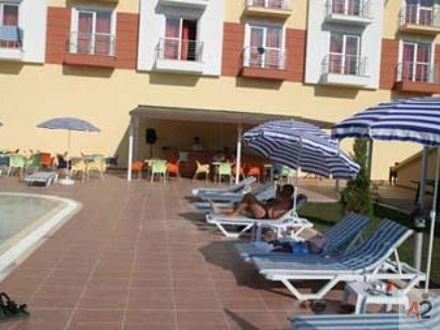 LARİSSA BLUE KİRİŞ