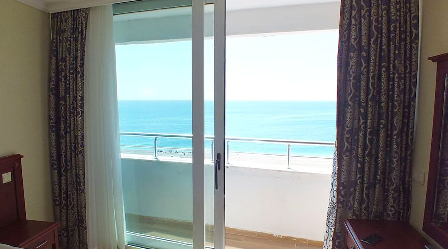 Acropol Beach Hotel