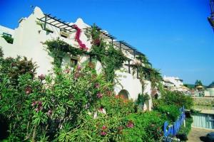 Melia Colbert Boutique