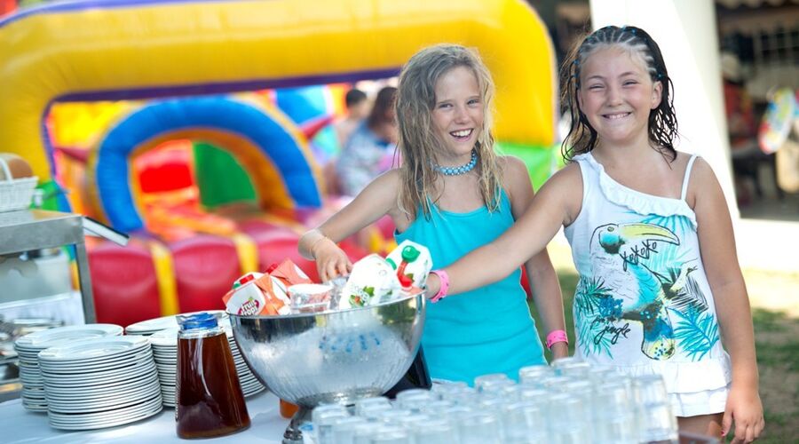 New Center Beach Apartment90