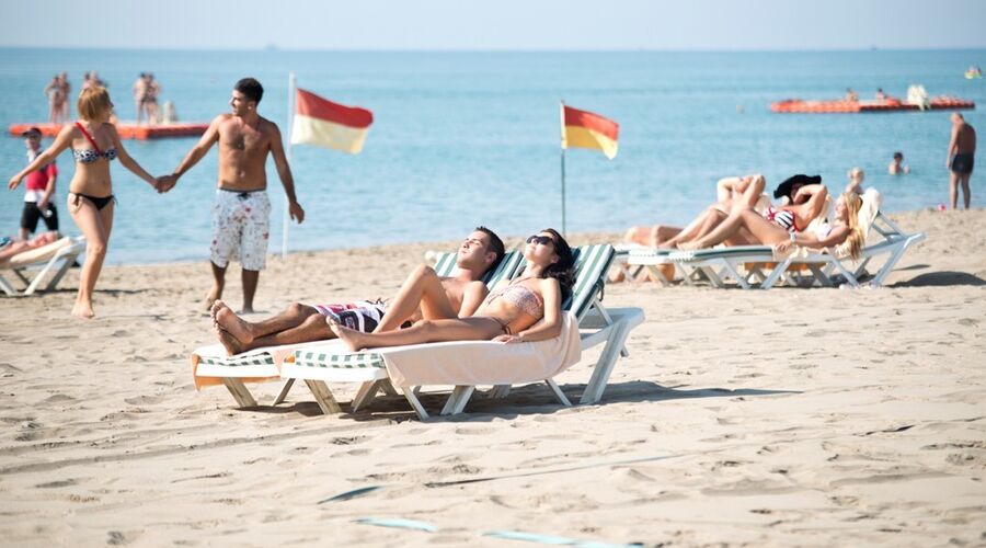 New Center Beach Apartment90